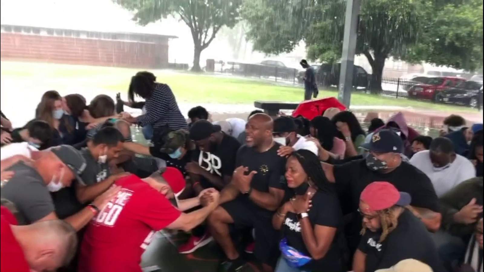 Community joins for “Praytest in Honor of George Floyd” in northeast Houston