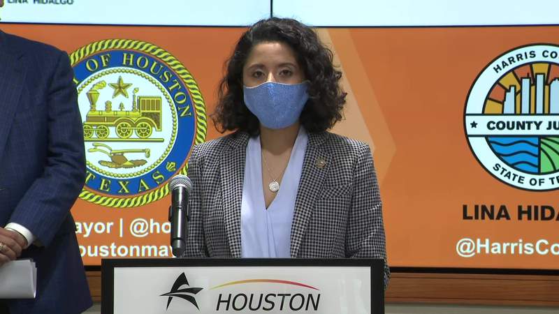 Judge Hidalgo asks vaccinated residents in Harris County to mask up again due to rise in COVID-19 cases