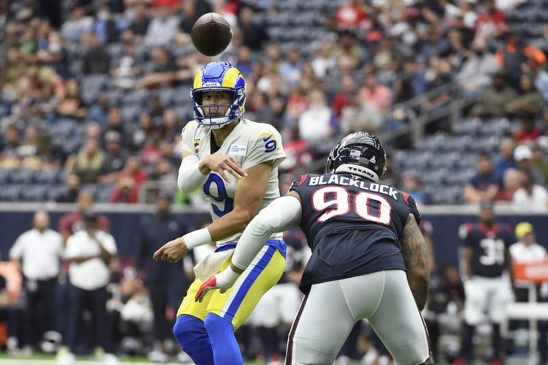 Stafford has 3 TD passes as Rams roll past Texans 38-22