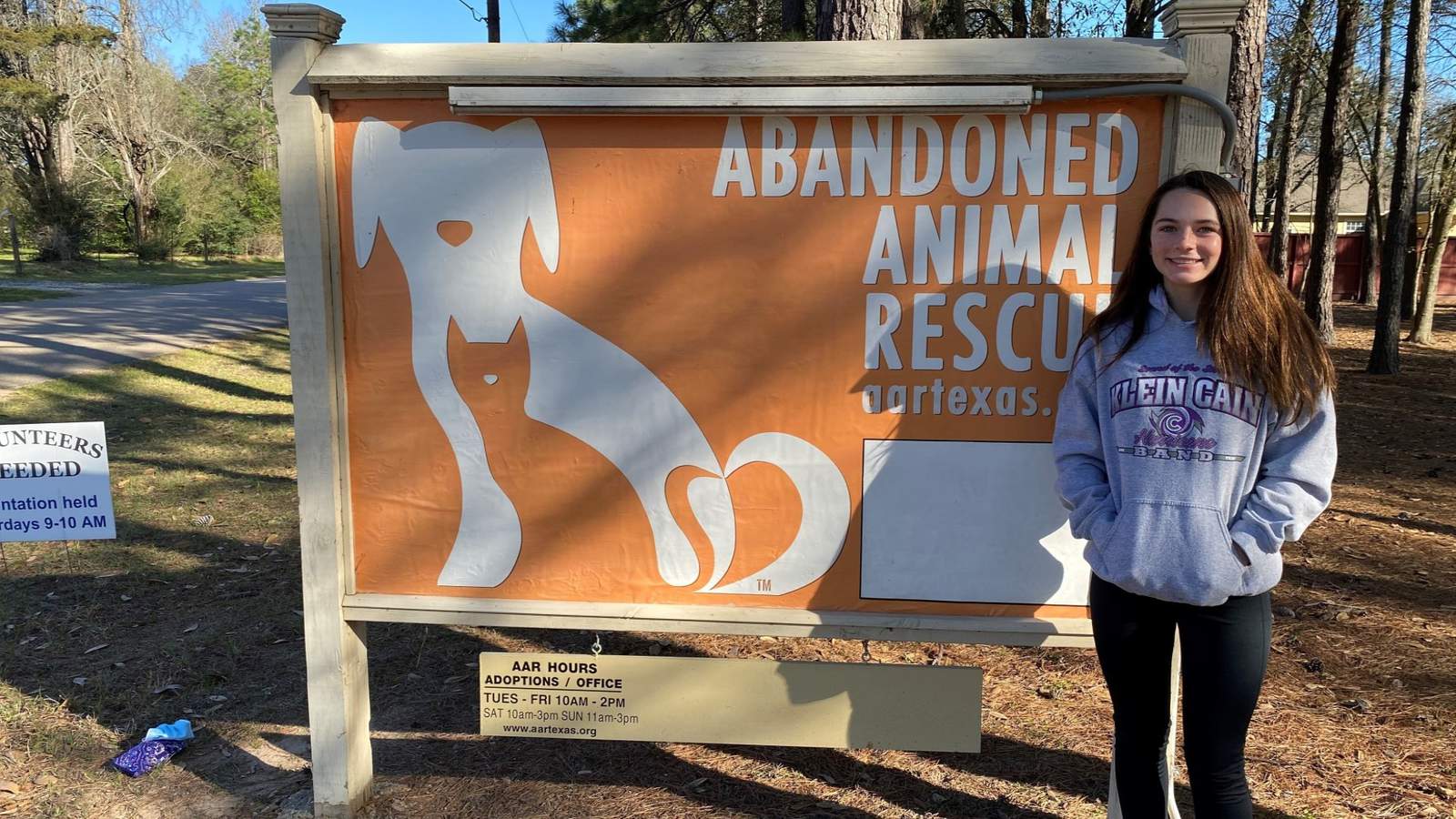 KPRC 2 Senior Scholarship: Meet Jordan McAlister, the teen helping animals while planning for a future in business