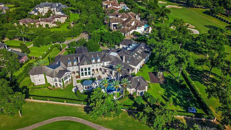 Former Houston Rockets star Tracy McGrady is selling his $8M Sugar Land estate