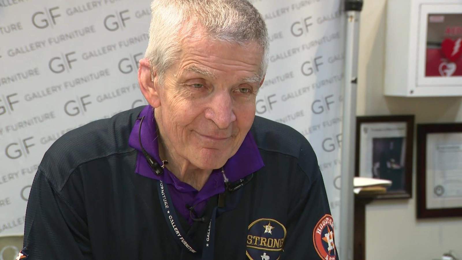 Mattress Mack to send several UH students to Final Four game this weekend