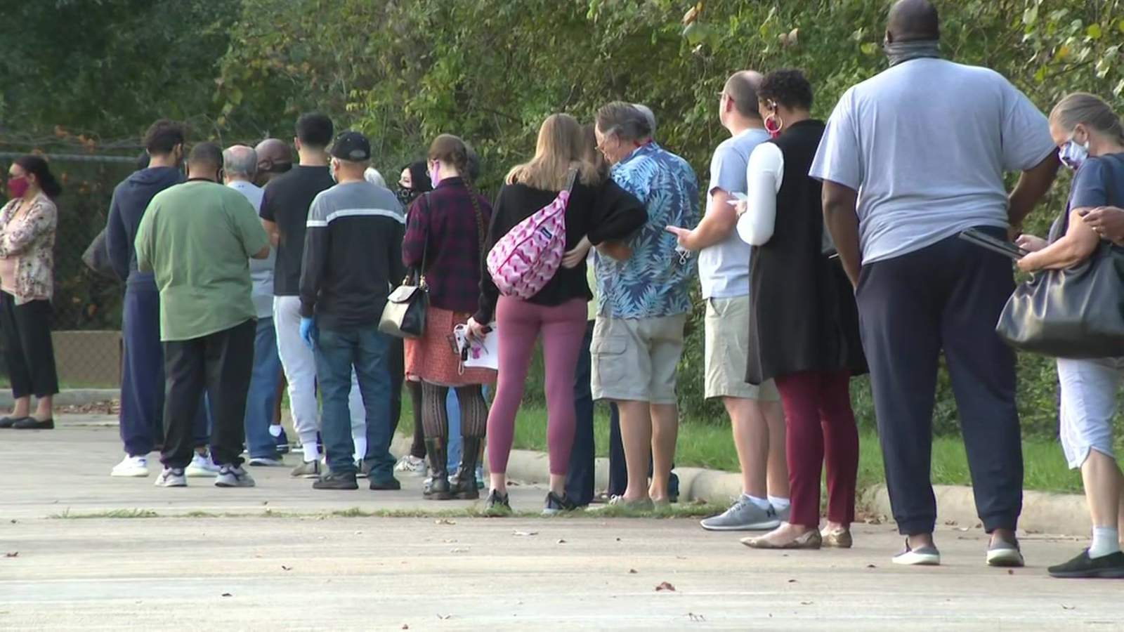 Harris County sets record for turnout on first day of early voting