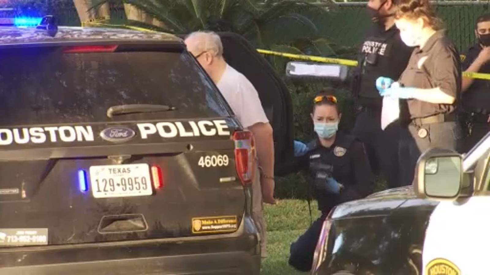69-year-old man kills his 93-year-old mother in west Houston, police say