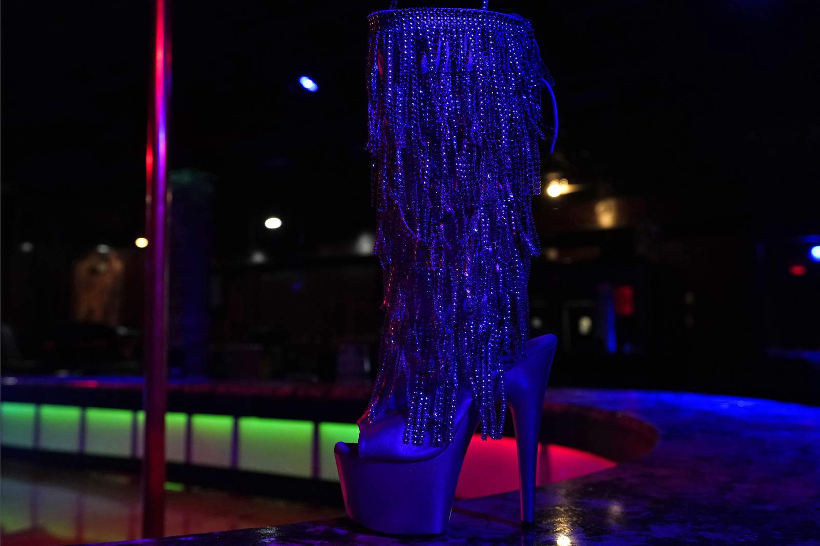 Tampa’s famed strip clubs brace for an unusual Super Bowl