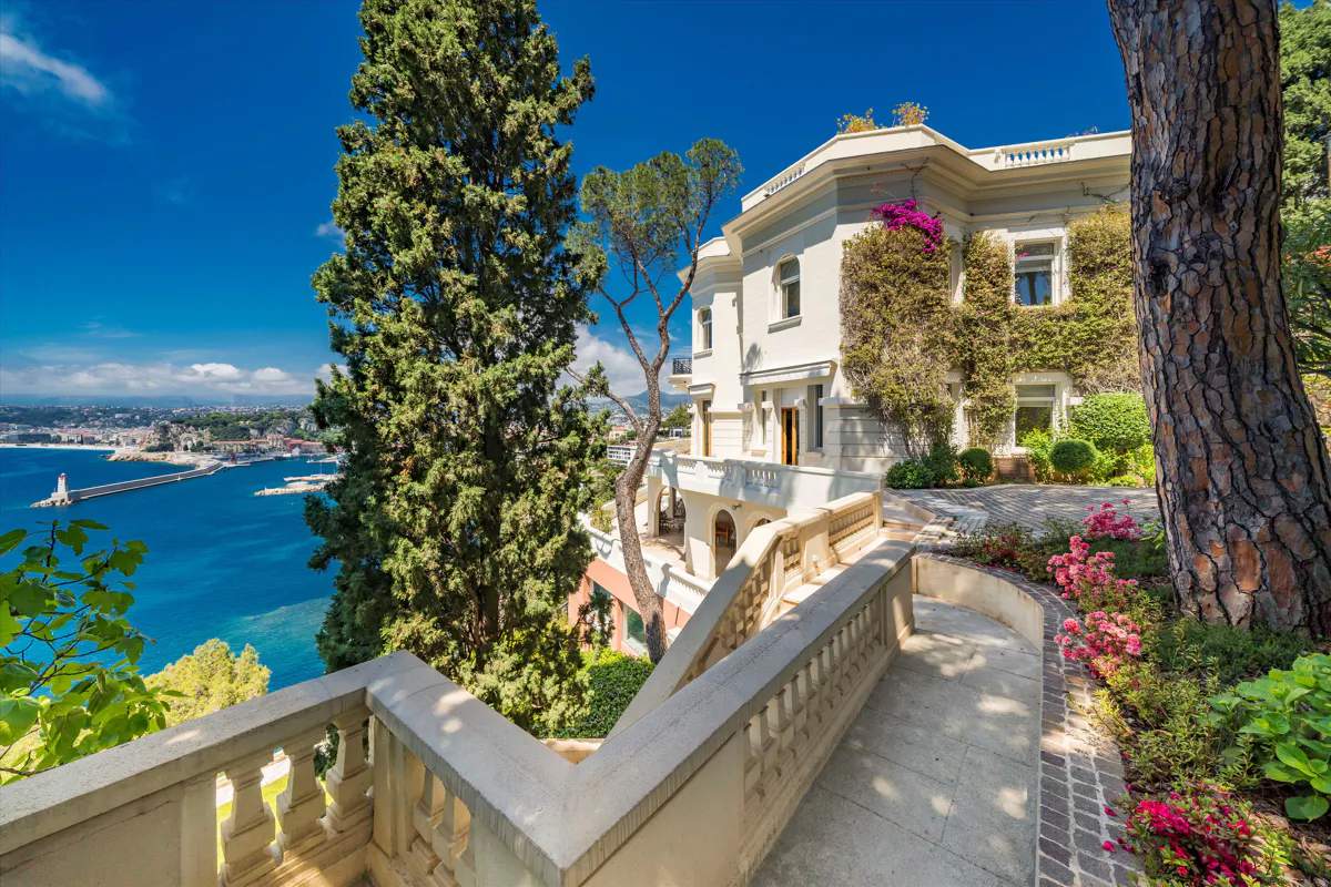 Peek inside: Sean Connery’s former French Riviera residence on the market