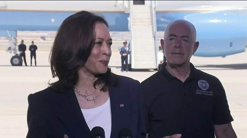 On border tour, Harris laments ‘infighting’ over immigration