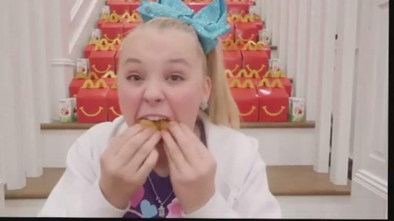 ‘Kidfluencers’ are targeting your children with junk food ads