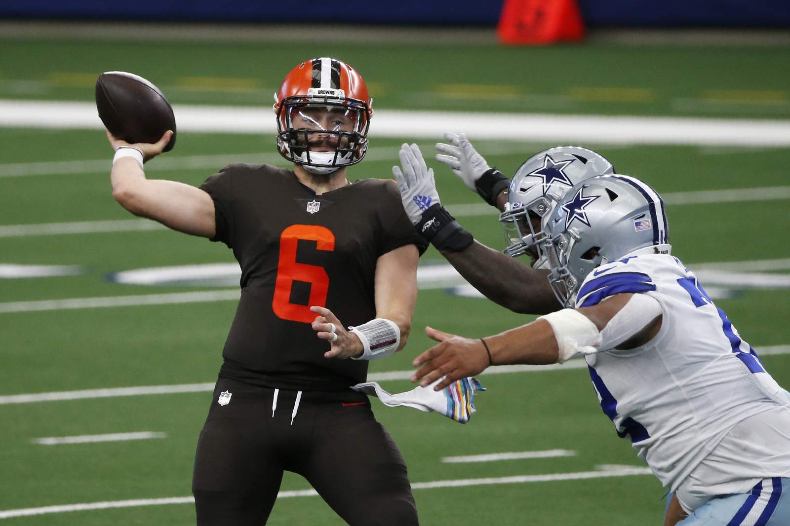 Mayfield, Garrett right at home as Browns beat Cowboys 49-38