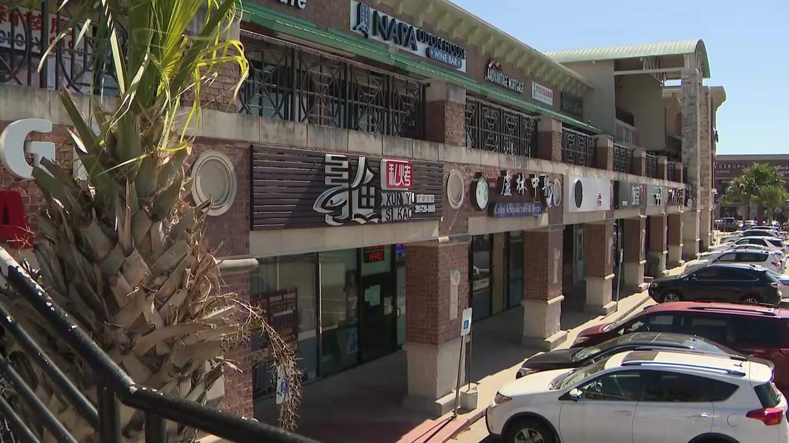 'Very challenging’: Chinatown businesses are losing customers due to coronavirus rumors, owners say