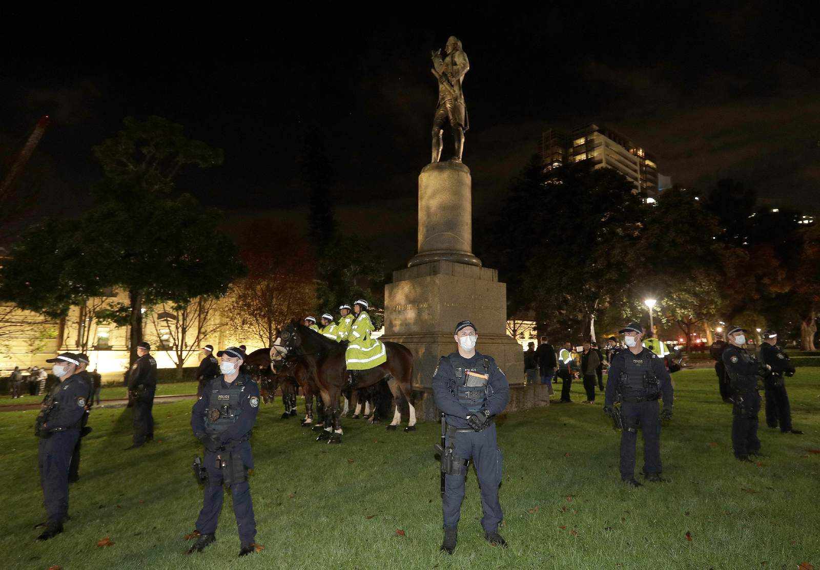 2 Sydney statues of British explorer James Cook vandalized