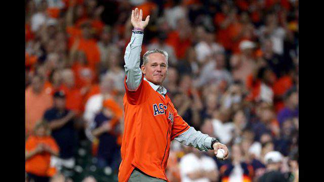 Craig Biggio, Jeff Bagwell, other local icons to receive Houston Sports Hall of Fame rings