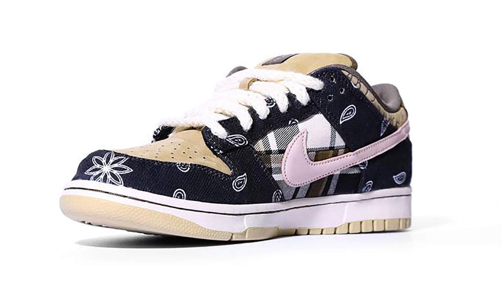 Newly released Nike sneakers designed by Travis Scott ...
