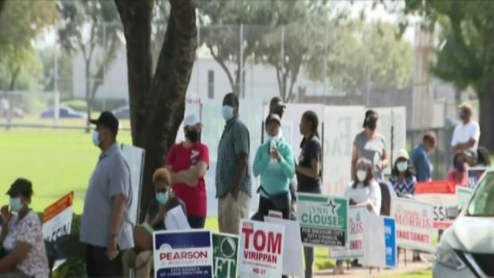 Poll hours extended after technical glitch causes widespread early-voting problems in Fort Bend County