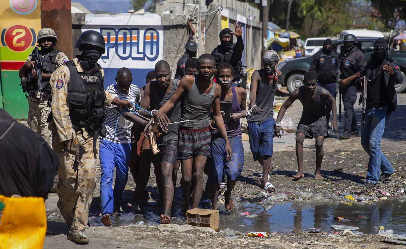 8 dead, including prison director, after Haiti jail break