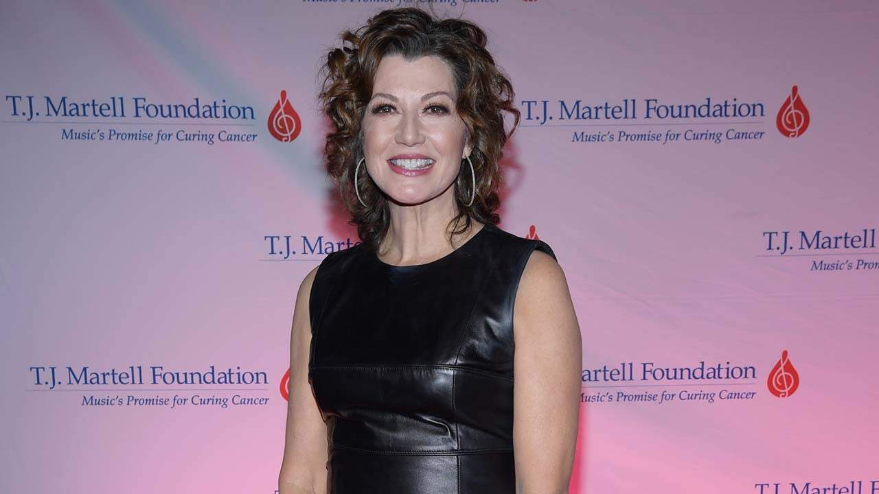 Amy Grant Undergoes Heart Surgery to Correct Rare Condition