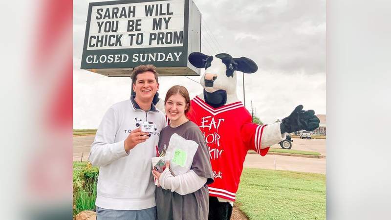 ‘Will you be my chick to prom’: Watch the cutest Chick-Fil-A promoposal