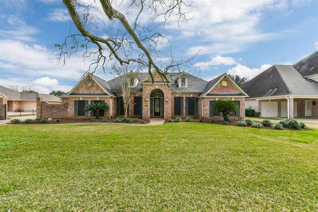 LIST: Check out these impressive foreclosed Houston homes that are available right now