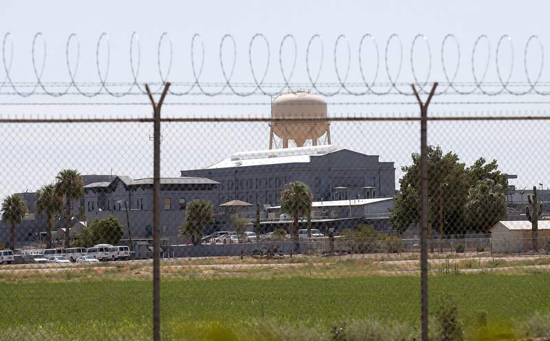 Arizona refurbishes gas chamber in push to resume executions