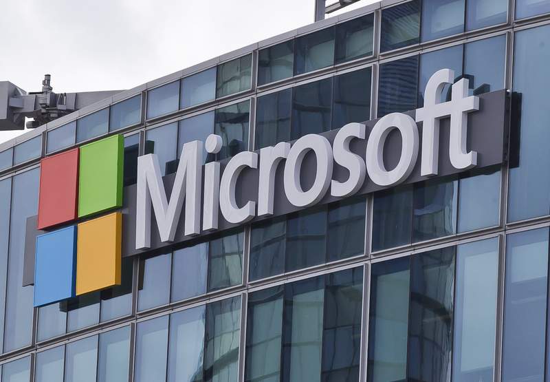 Microsoft to require US employees to be fully vaccinated