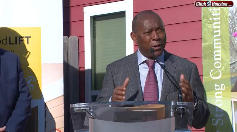 Wells Fargo, Mayor Turner announce $5 million grant to boost low-and moderate-income homeownership in Houston