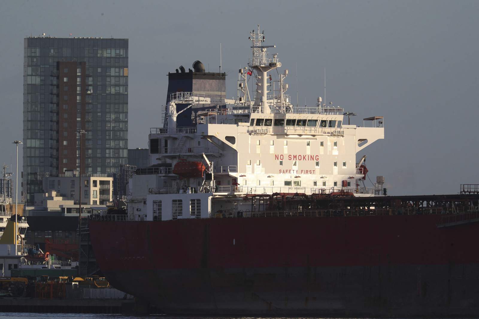 7 held for suspected tanker hijack after UK commando raid