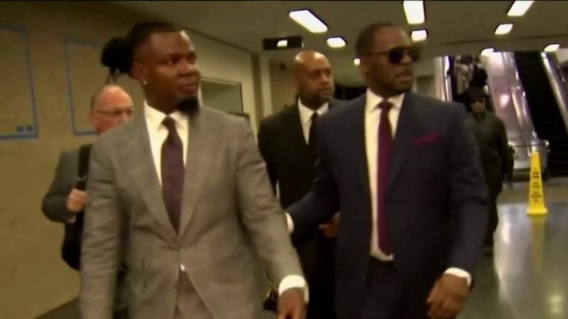 R. Kelly’s former crisis manager accused of fraud, theft in Harris County
