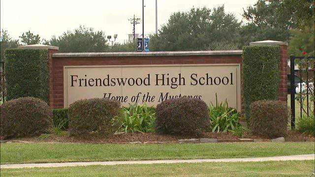 Friendswood ISD graduate, guest test positive for COVID-19 after graduation ceremony, officials say