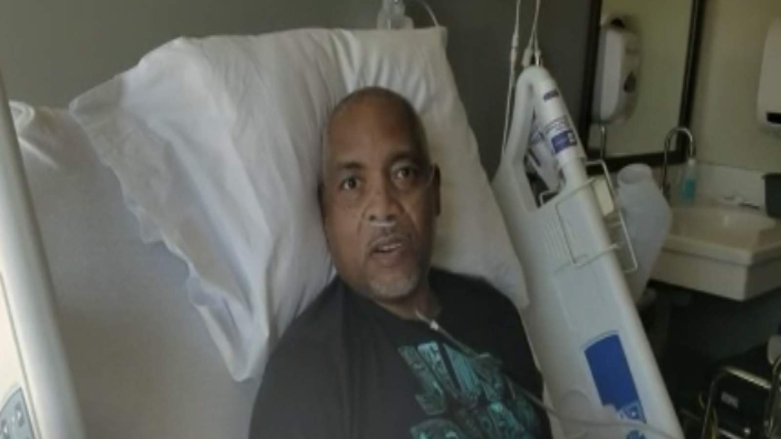 Parole officer in Harris County heading home after battling COVID-19 for 5 months