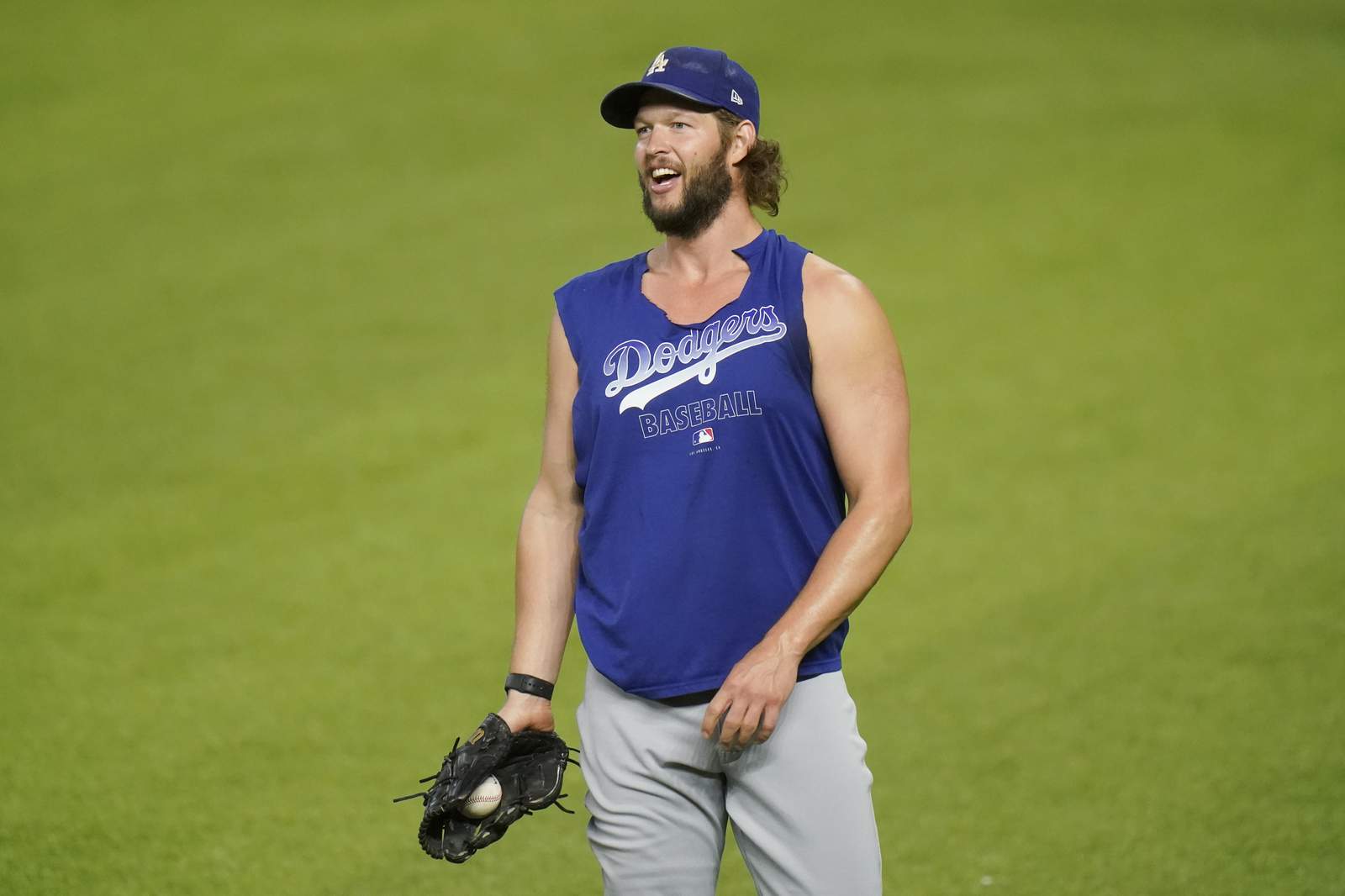 LEADING OFF: Dodgers hope Kershaw can go in NLCS Game 4