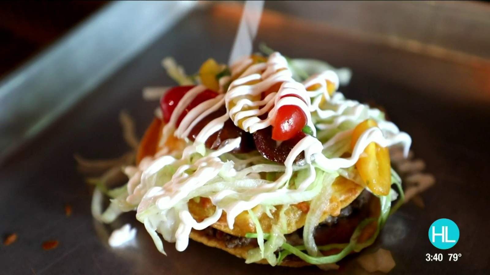 With Taco Bell's Mexican Pizza off the menu, this Houston restaurant steps in | HOUSTON LIFE | KPRC 2 |