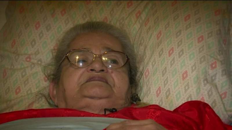 Community helps 77-year-old woman battling cancer with new A/C unit
