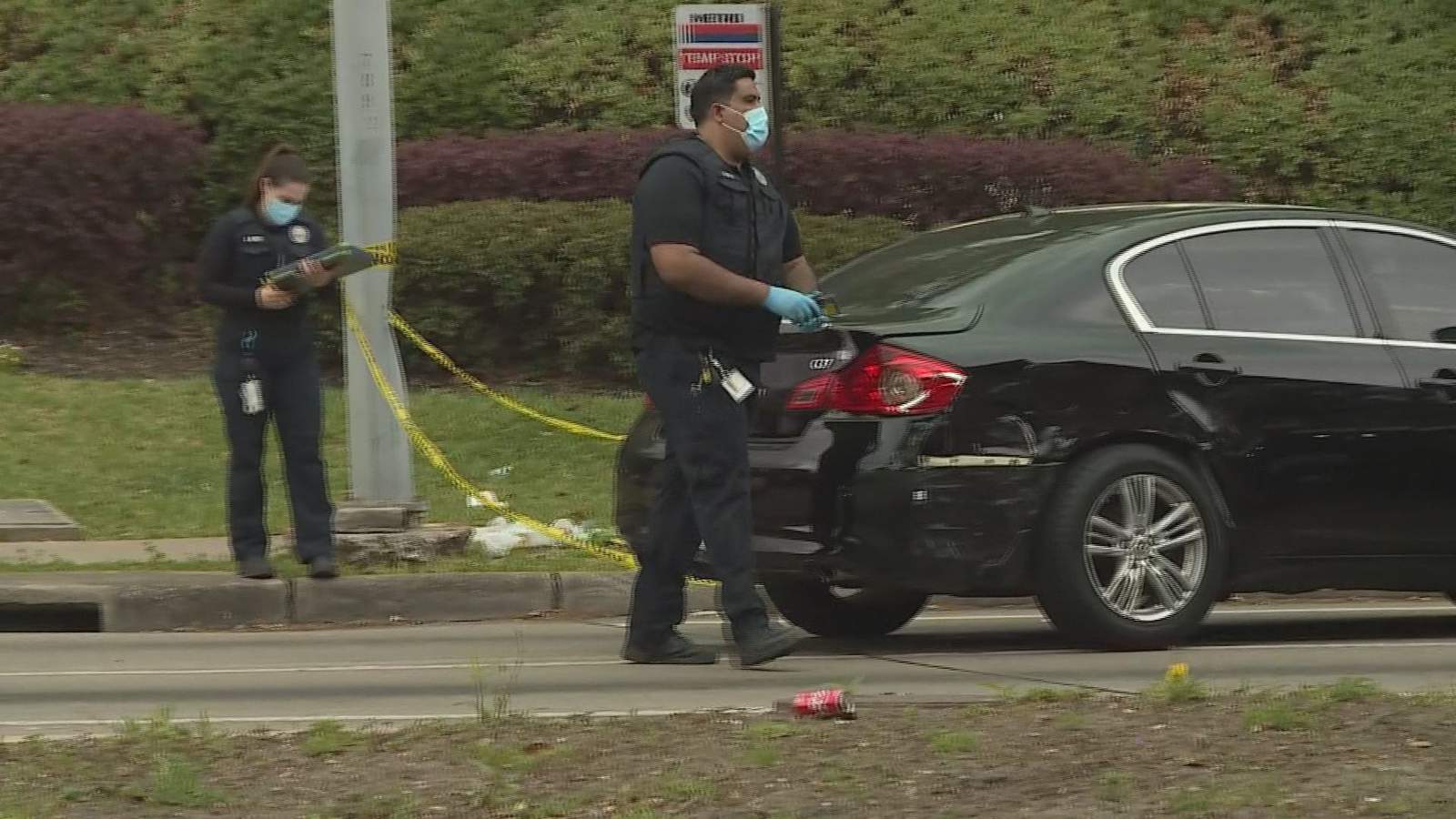 Police searching for gunman accused of fatally shooting a pregnant woman in west Houston