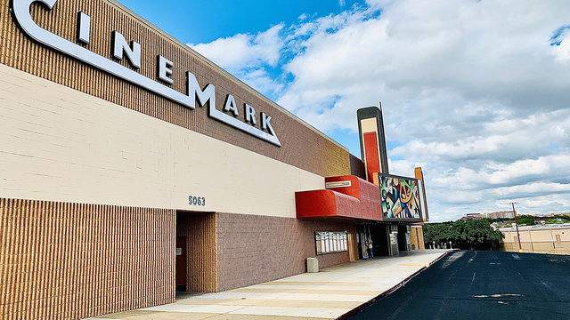 Cinemark promises movie theater upgrades in Cypress with dine-in location