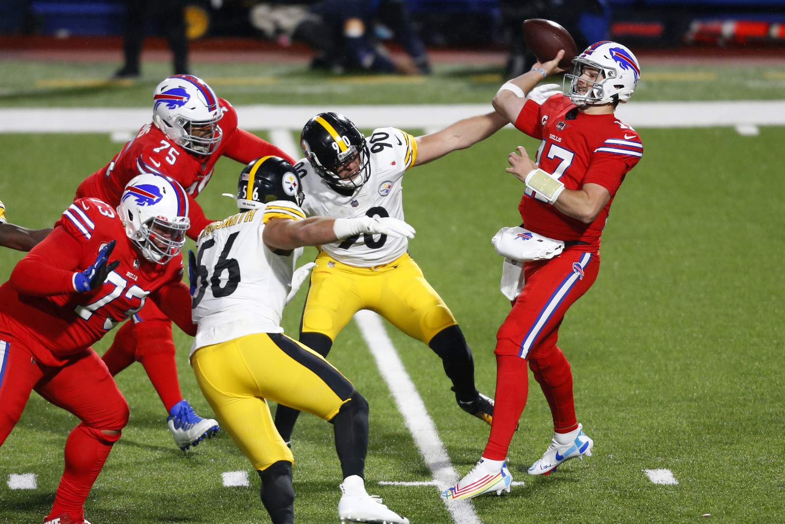 Bills, Steelers, Saints closing in on division titles