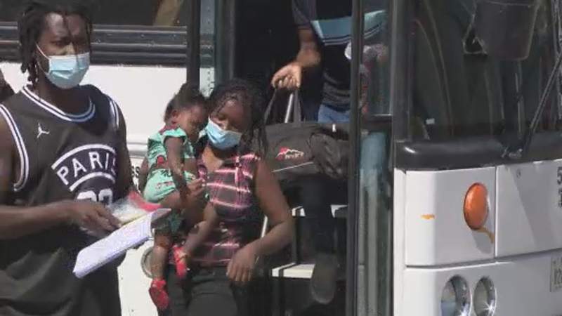 Texas border encampment dwindling as more migrants seen being released from custody