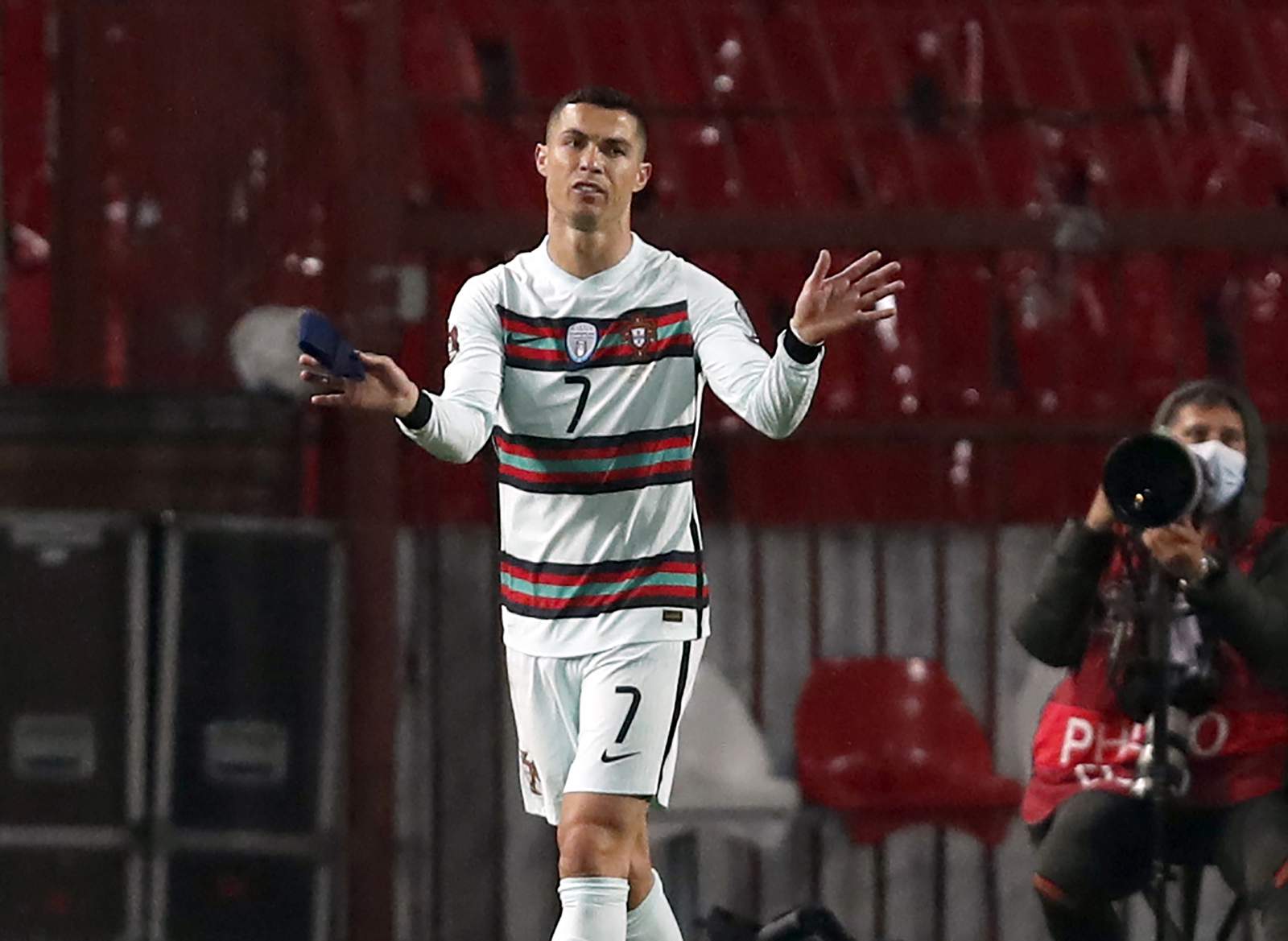 Ronaldo's armband auctioned for $75,000 to help Serbian baby