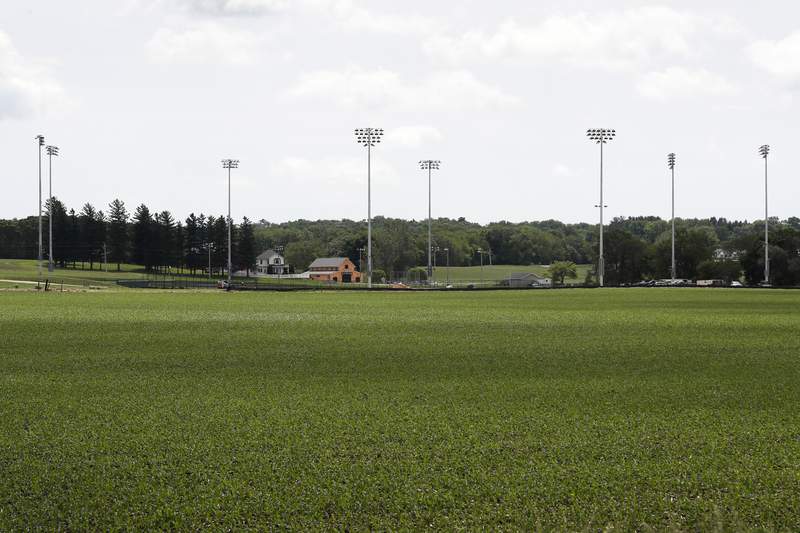 LEADING OFF: 'Field of Dreams' game grows in Iowa cornfield