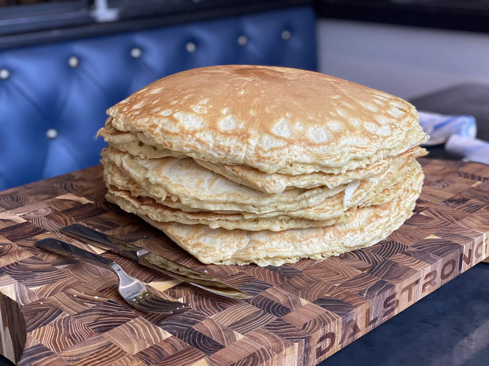 Extreme Foods This 12 Stack Of Xxl Pancakes Could Feed Half Of Houston