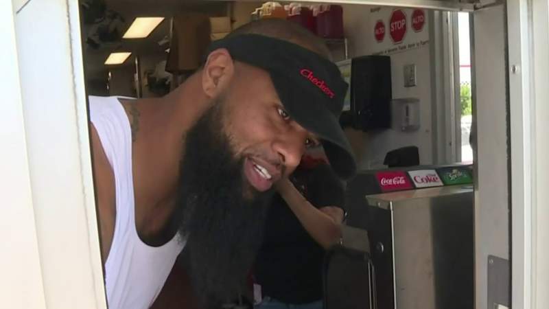 Houston Rap Icon Slim Thug helping the community during National French Fry Day