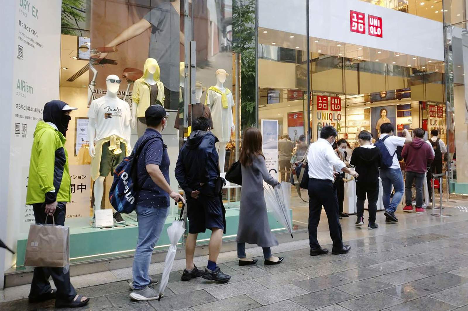 Uniqlo to release its uber-popular lightweight masks in US stores