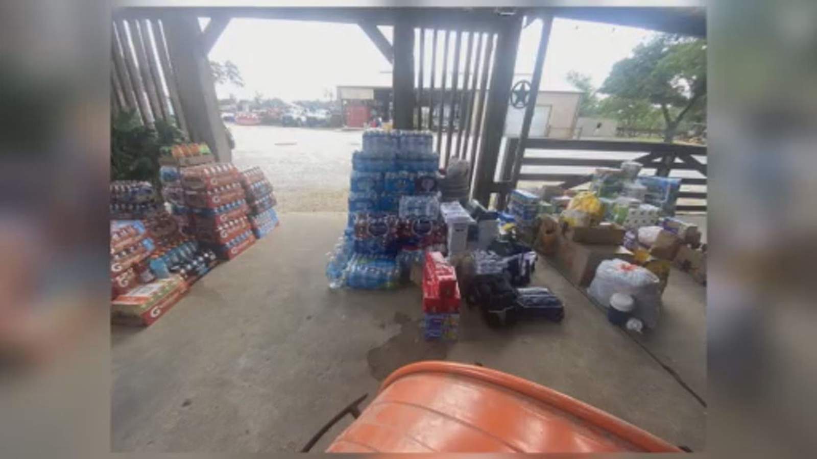 ‘They helped us during Harvey’: Relief from organizations across Texas pour into Louisiana