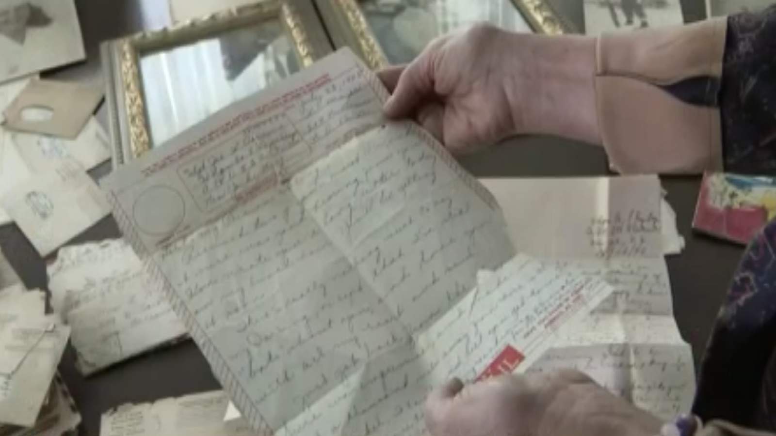 ‘Beautiful innocence:’ Daughter shares parents’ WWII love letters