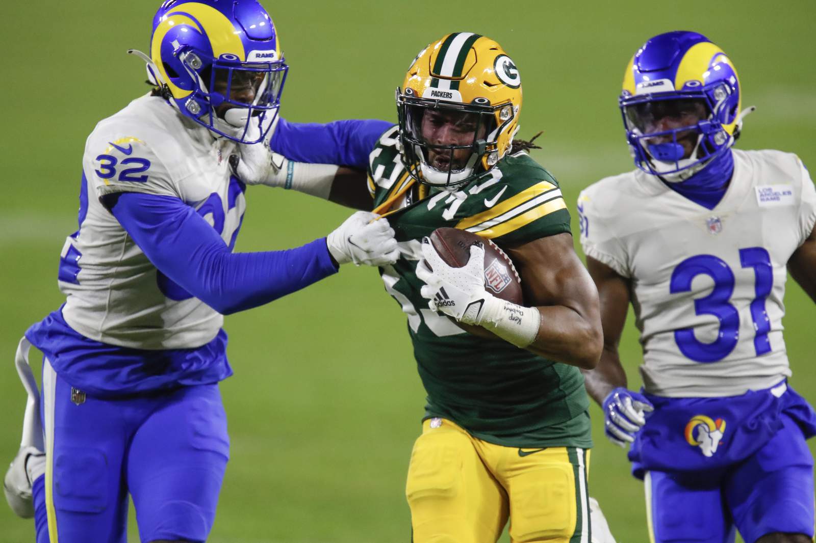 Aaron Jones staying with Packers on 4-year, $48 million deal