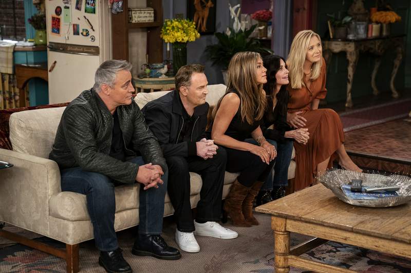 Here’s how fans are reacting to the ‘Friends’ reunion