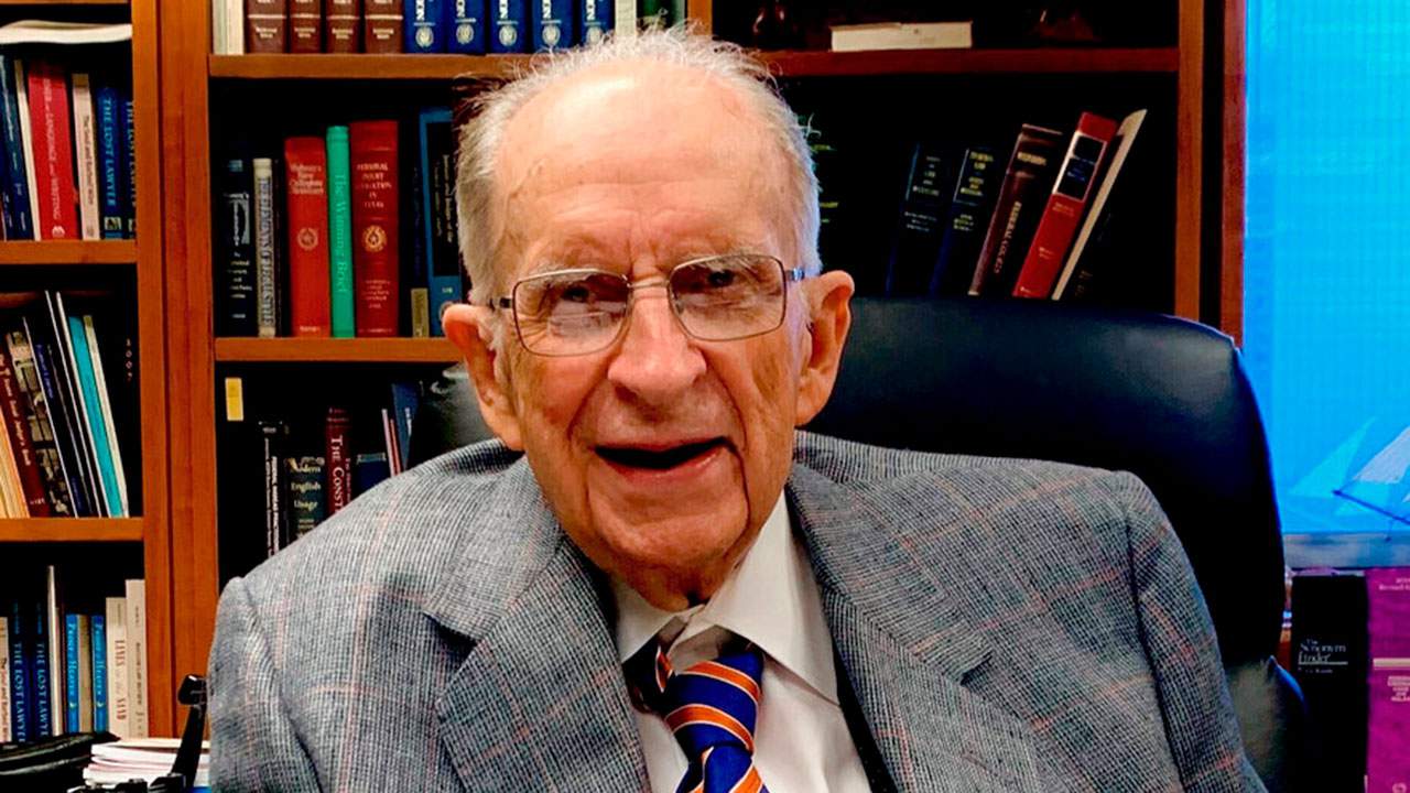 Thomas Reavley, oldest active federal judge, dies in Houston at 99