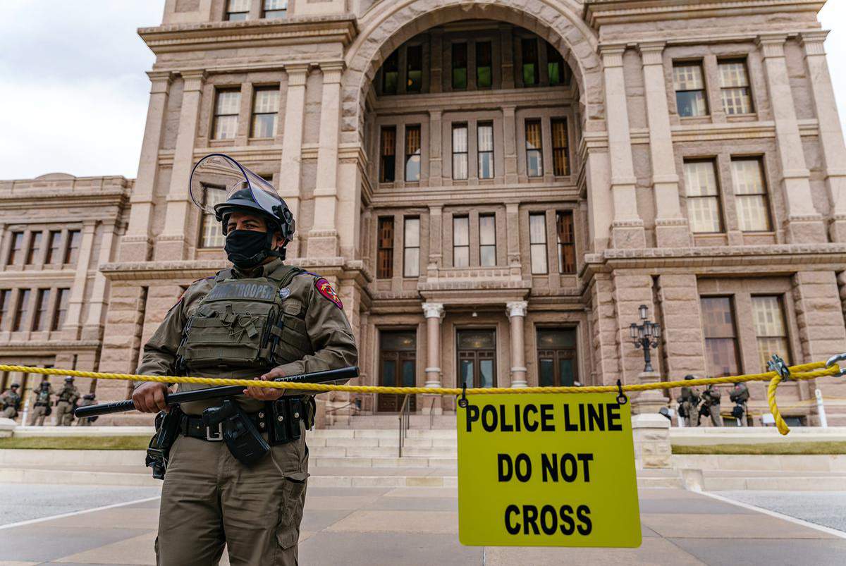 Texas legislative session begins with heavy security presence following U.S. Capitol riot
