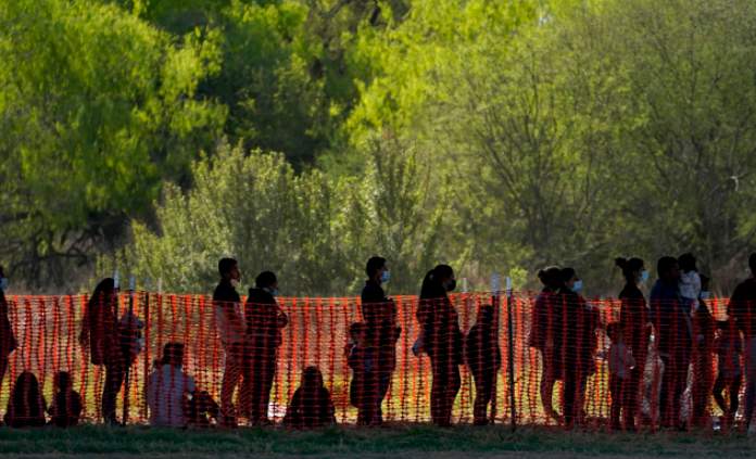 Crisis along Texas’ border with Mexico not slowing, numbers continue rising