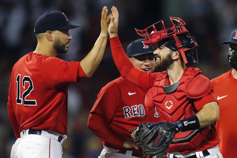 Eovaldi strong, Red Sox run win streak to 5 over Yanks, 4-2