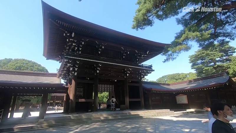 Tokyo travel with KPRC 2′s Rose-Ann Aragon: A look inside The Meiji Jingu Shinto Shrine